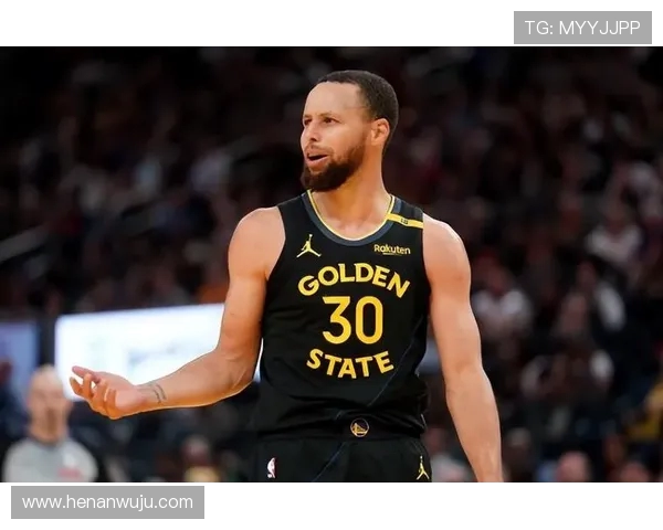 库里称赞巴特勒关键三分球是团队篮球的胜利体现